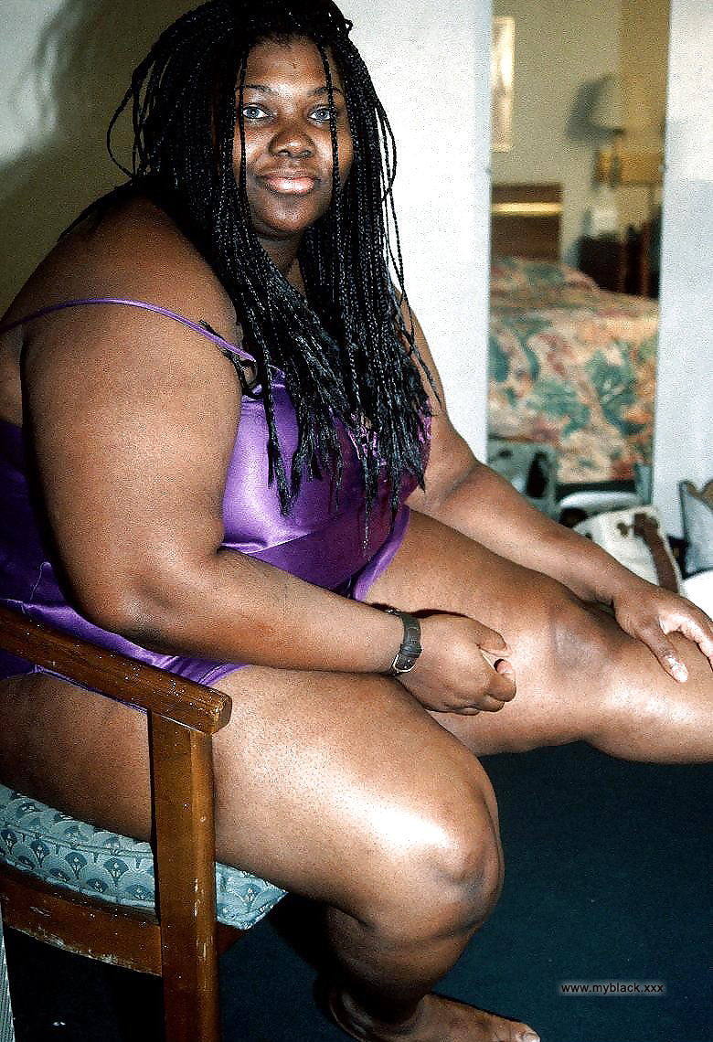 Naked Short Fat Black Women